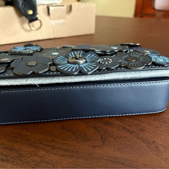 Rare Coach Dinky  Midnight Navy with Leather Flowers - Picture 3 of 11